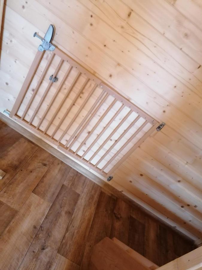 Chata Baska Na Liptove S Vlastnym Dvorom Lipótszentmiklós Kültér fotó